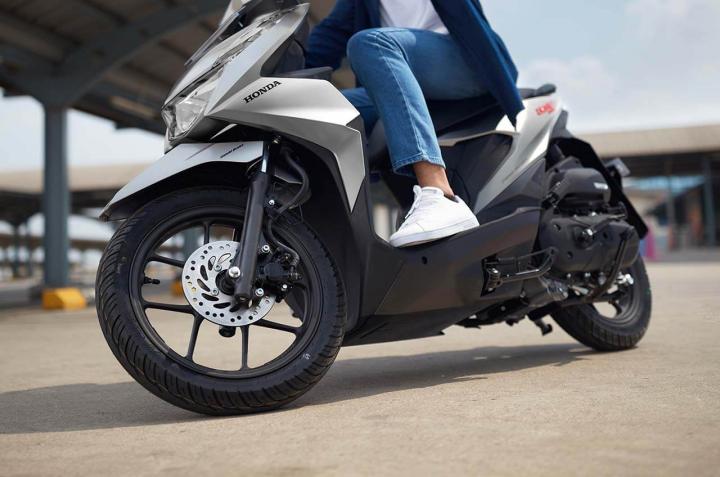Info TDM Honda Sidomulyo - Ini penyebab ban baru terasa licin